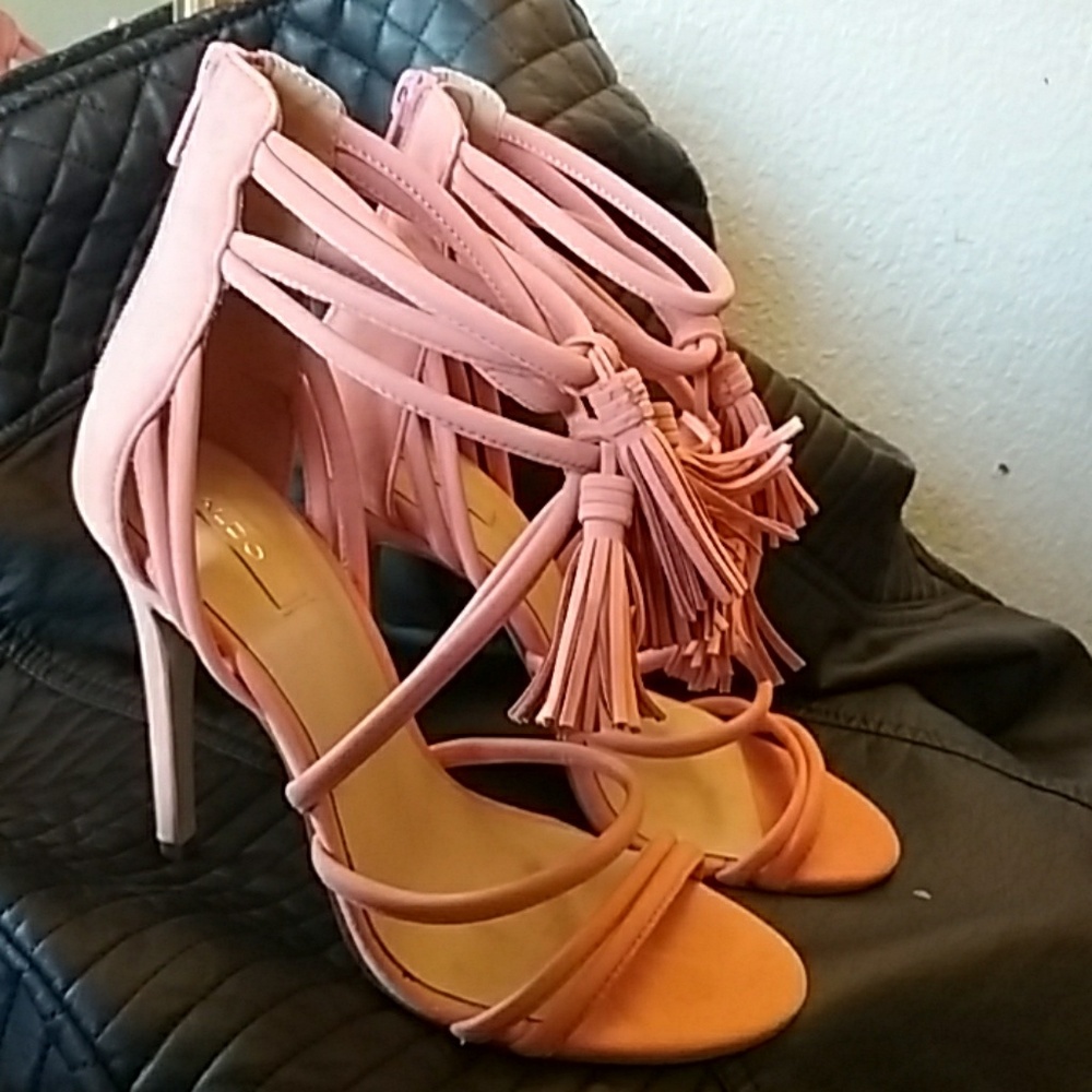 Strappyy hassle high heel sandals
